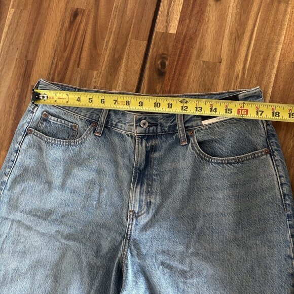 Abercrombie & Fitch Curve Love Mid Rise The A&F Jort Shorts Raw Hem Women’s 32 - Picture 4 of 16